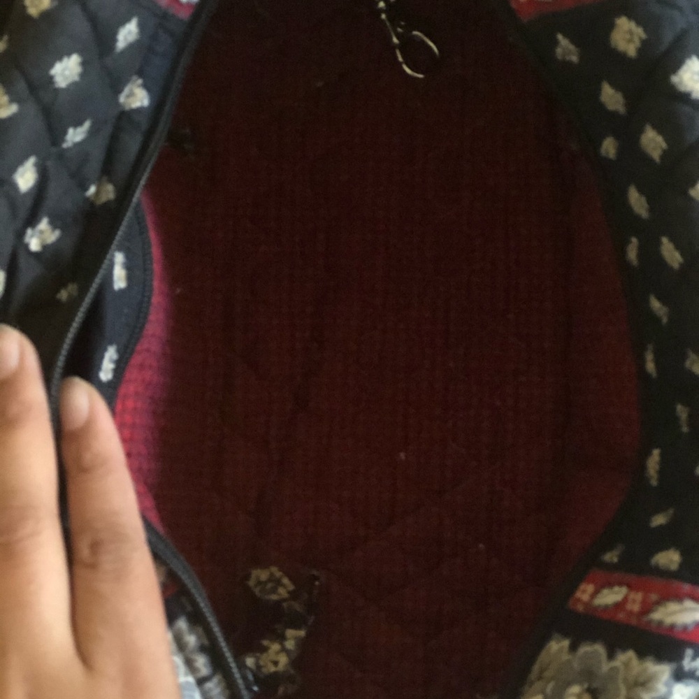 Vera Bradley | Black Quilt Hand Bag - Picture 6 of 6